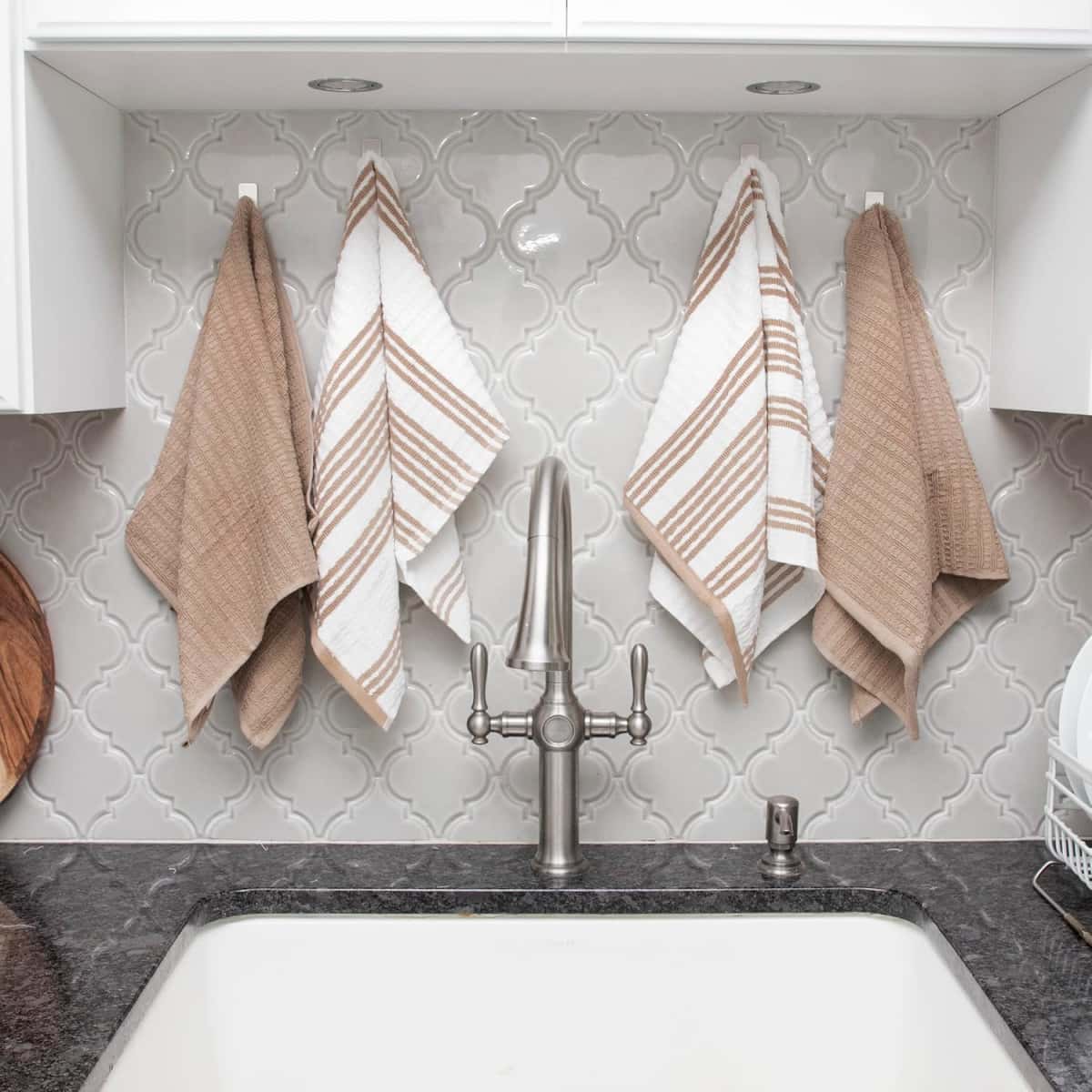 T-Fal Premium Kitchen Towel (4-Pack), 16"x26" Highly Absorbent, Super Soft Long Lasting 100% Cotton Solid/Check Hand Towels, Tea Towels, Sand