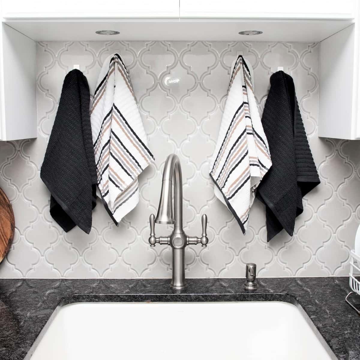 T-Fal Premium Kitchen Towel (4-Pack), 16"x26" Highly Absorbent, Super Soft Long Lasting 100% Cotton Solid/Check Hand Towels, Tea Towels, Charcoal