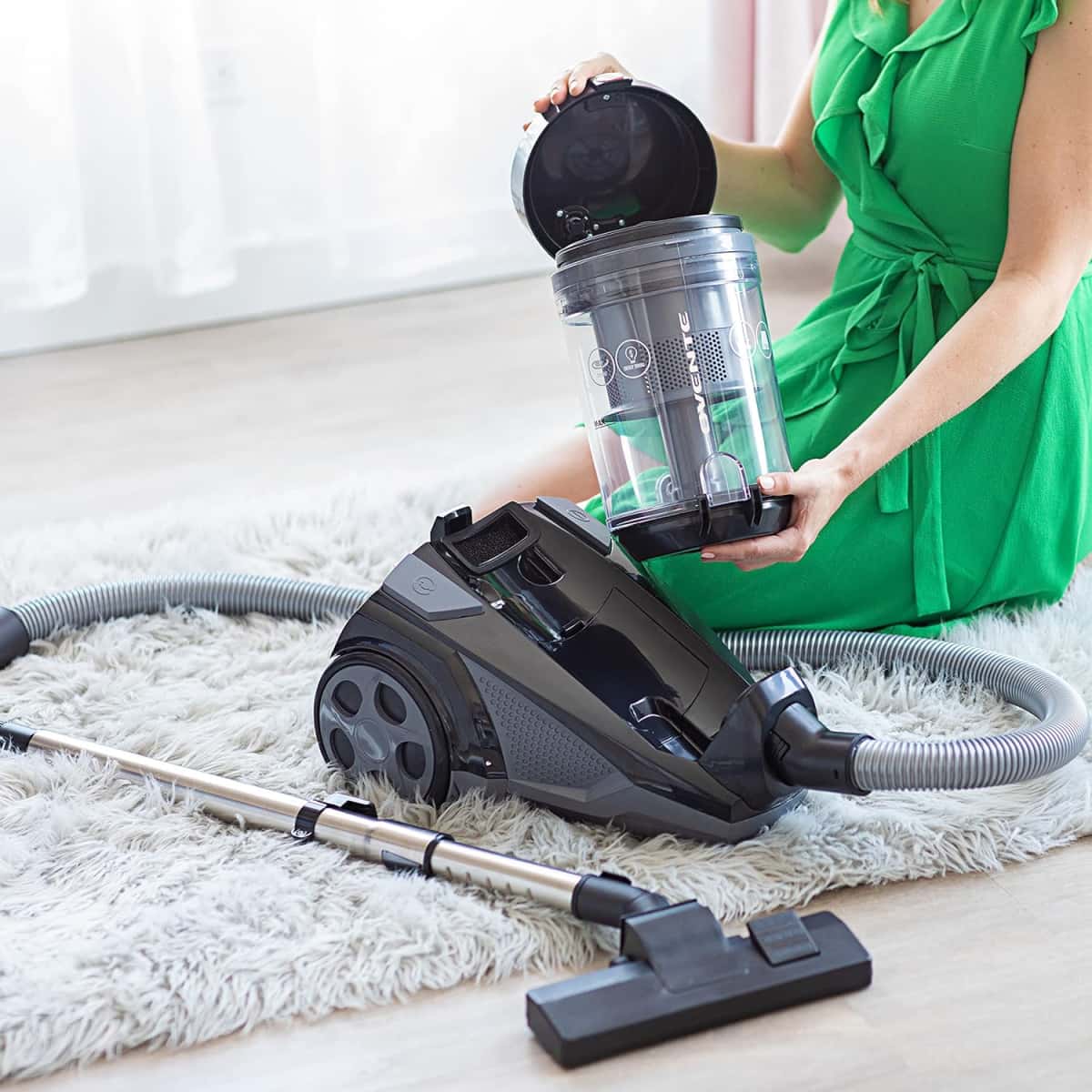 OVENTE Bagless Canister Vacuum Cleaner with 3L Dust Cup, Powerful Suction, Telescoping Wand, Retractable Cord and Accessories, 1400W Lightweight Cleaning Machine for Carpet & Hard Floor, Black ST2620B
